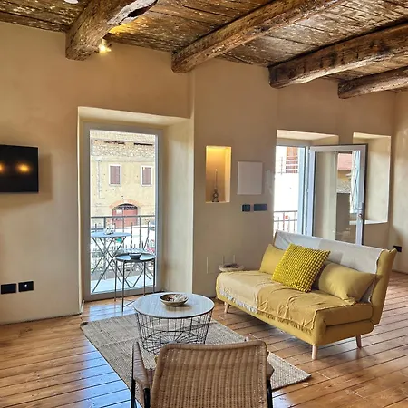 Nef Authentic Luxury 2 Apartment